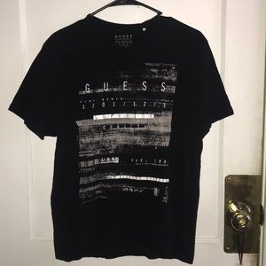 Guess T-shirt